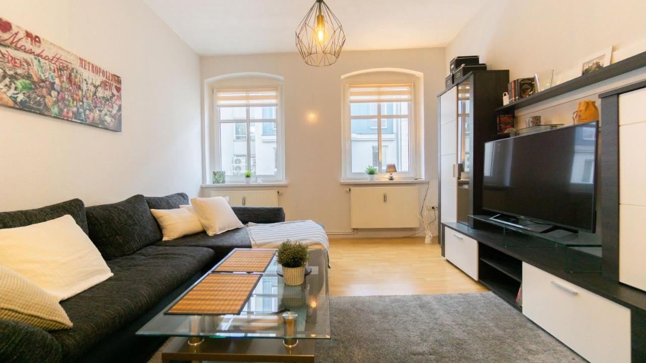 *Central_50M2_Kitchen_Washer_Netflix_Parking Cottbus Exterior foto