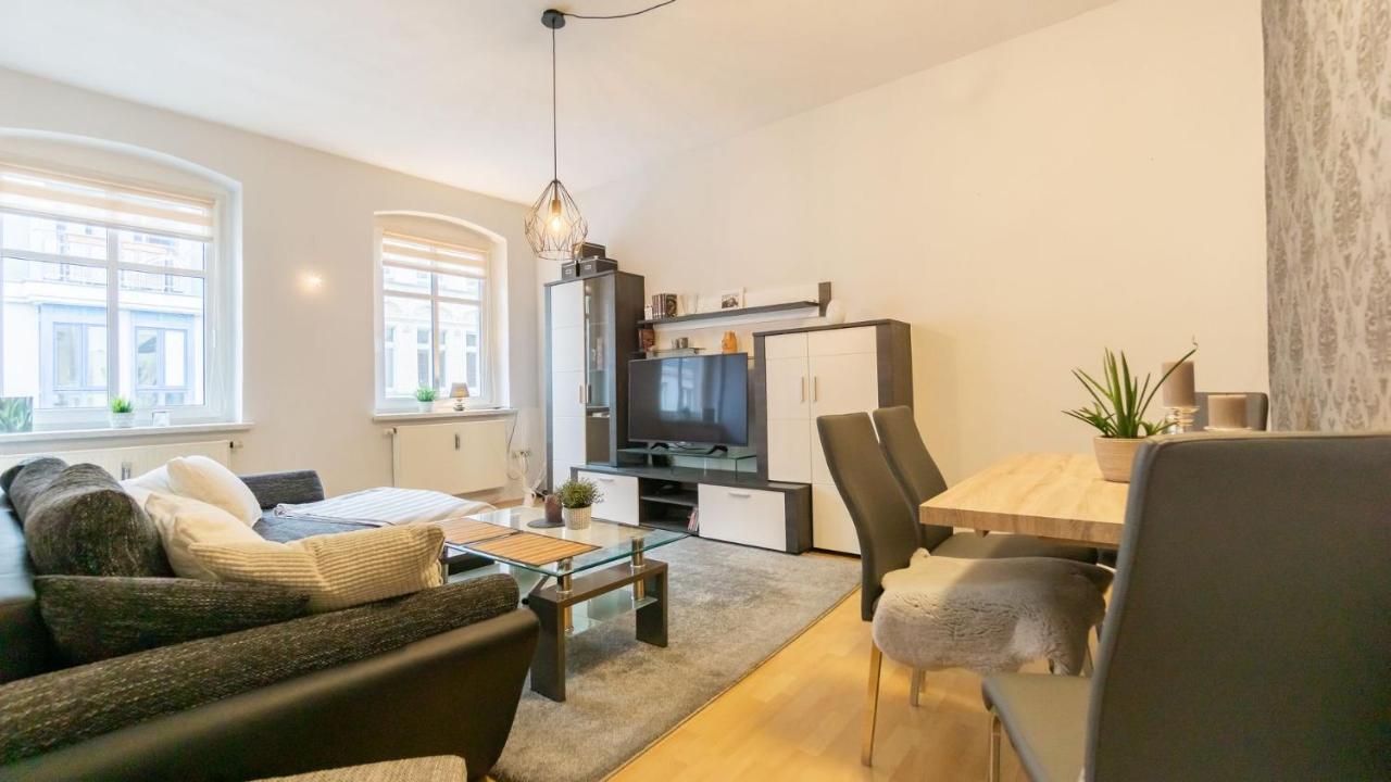 *Central_50M2_Kitchen_Washer_Netflix_Parking Cottbus Exterior foto